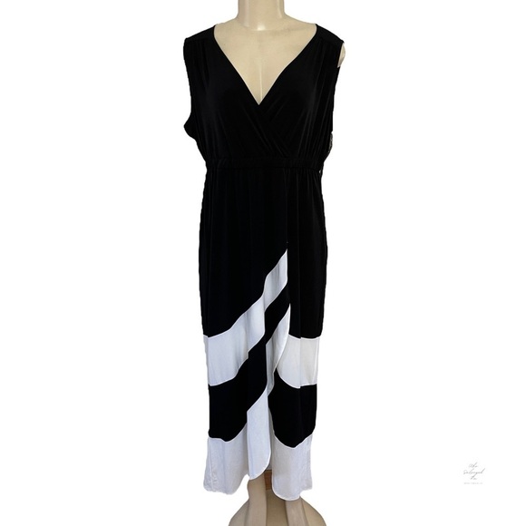 NEW Sandra Darren Black White Striped Layered Round Hem Sleeveless Maxi Dress 10 - Picture 1 of 8